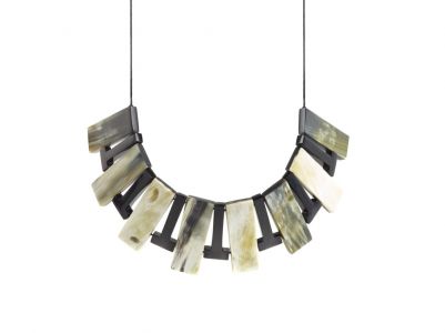 necklace horn short piano on cord